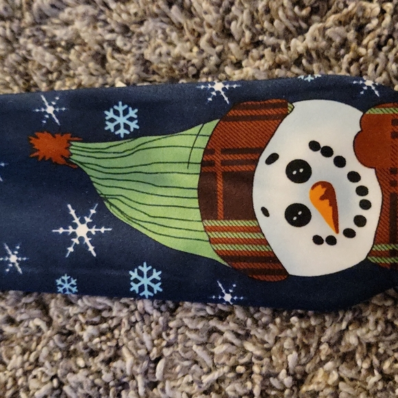 Snowman Cutout Let it Snow tie - Picture 3 of 4
